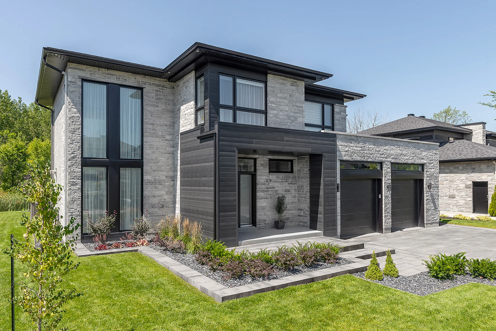 RIALUX_TIAGO_EBENE_LORADO_GRISGLACE_5651