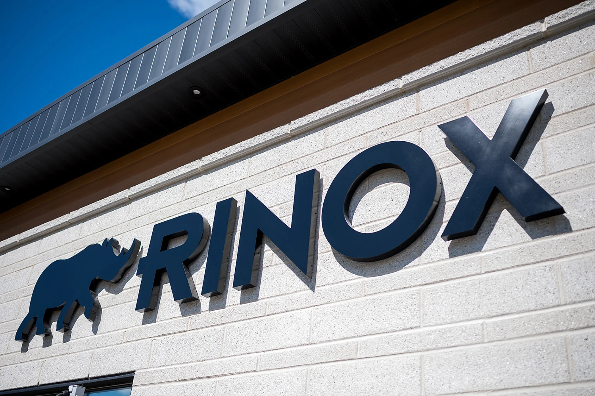 USINE_3200_RINOX_LOGO_8574