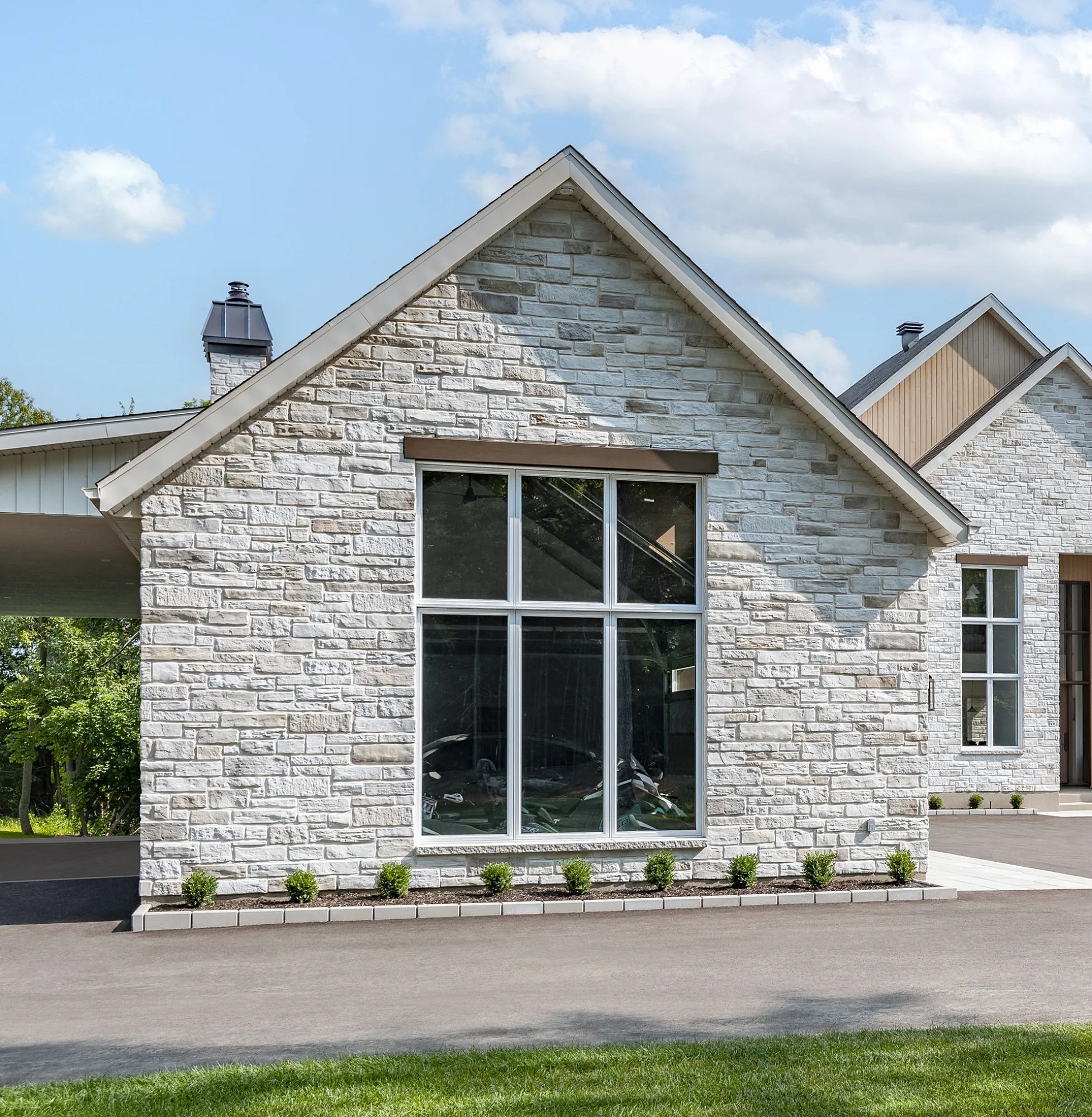 Best Home Siding Colors to Boost Curb Appeal