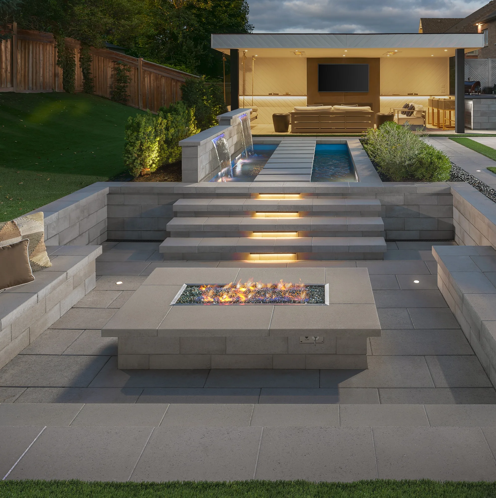 Beautiful Firepit Landscaping Ideas for Your Backyard