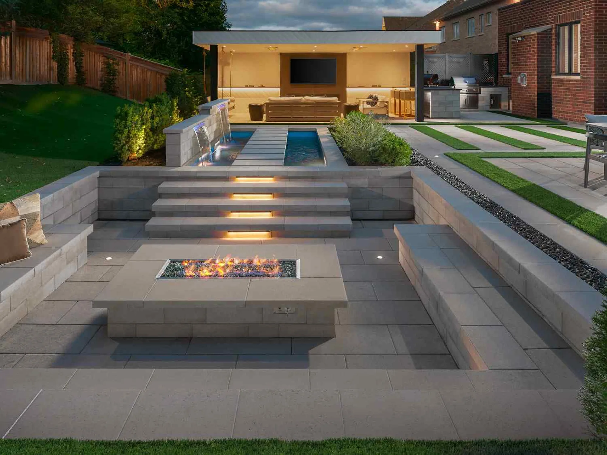 Right-outdoor-fire-pit
