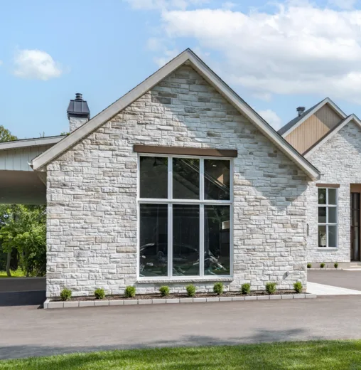 Best Home Siding Colors to Boost Curb Appeal Meilleures couleurs de revêtement extérieur pour rehausser lattrait extérieur