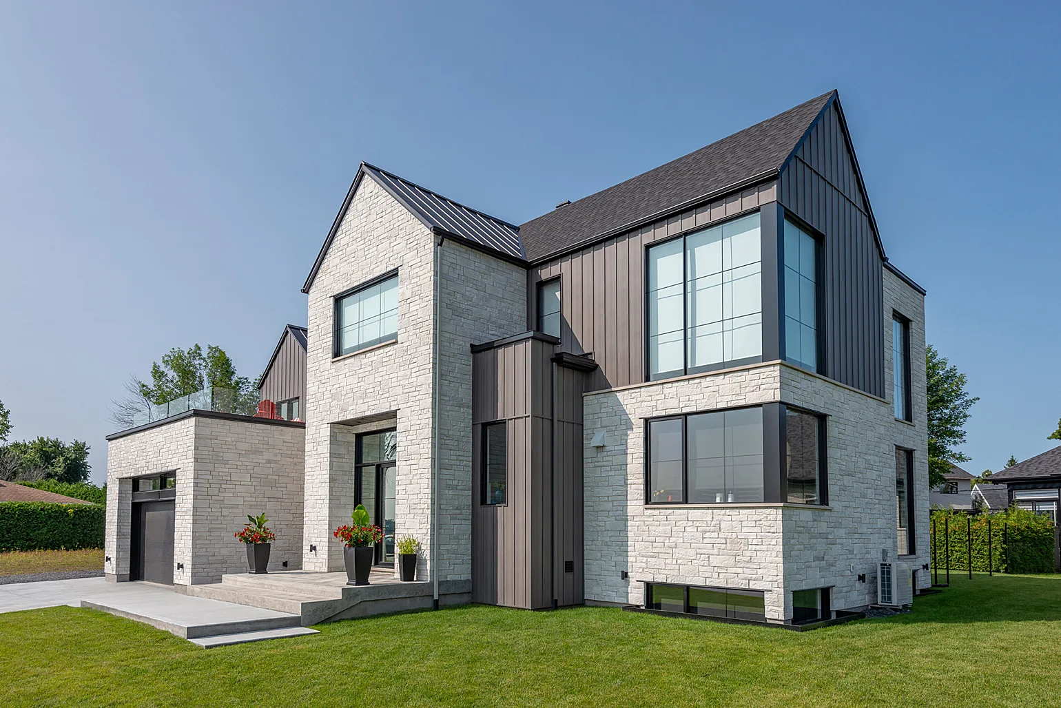 RIALUX_BOLTON_GRISCHENE_LOTIS_GRANDE_COQUILLE_7440