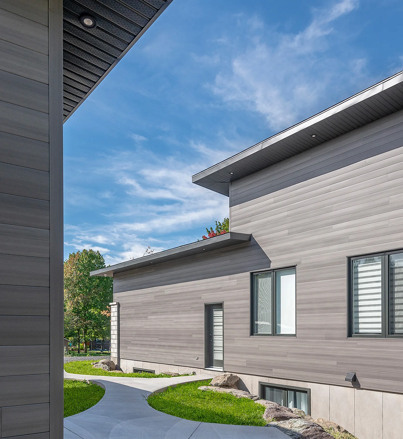 RIALUX_TIAGO_GRISCHENE_7646