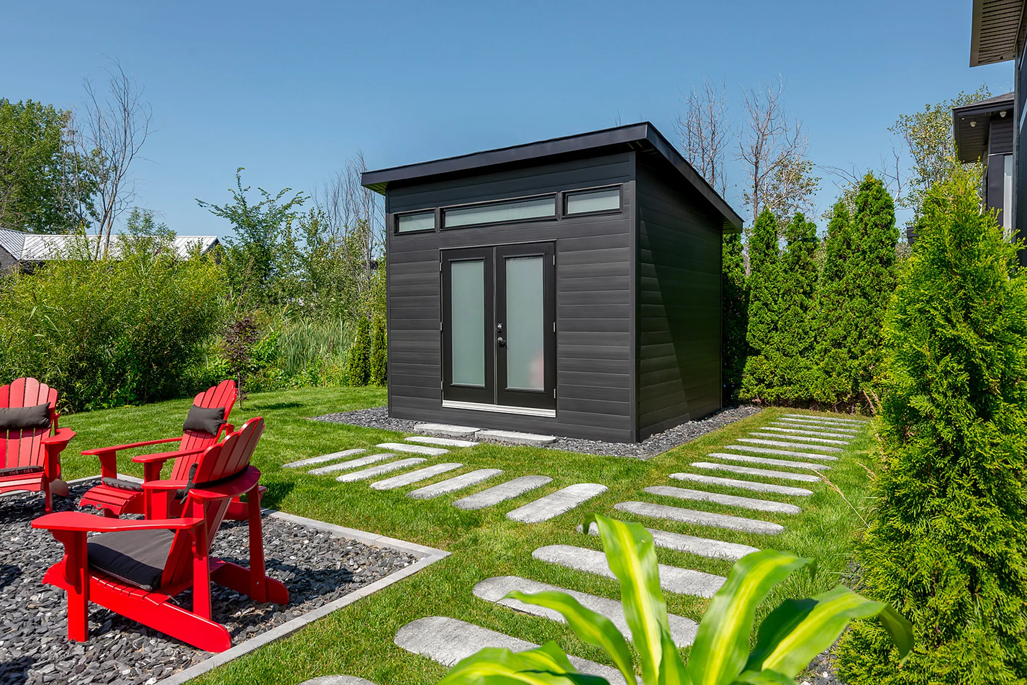 OKUTA_HUSKY_TIAGO_EBENE_5684M