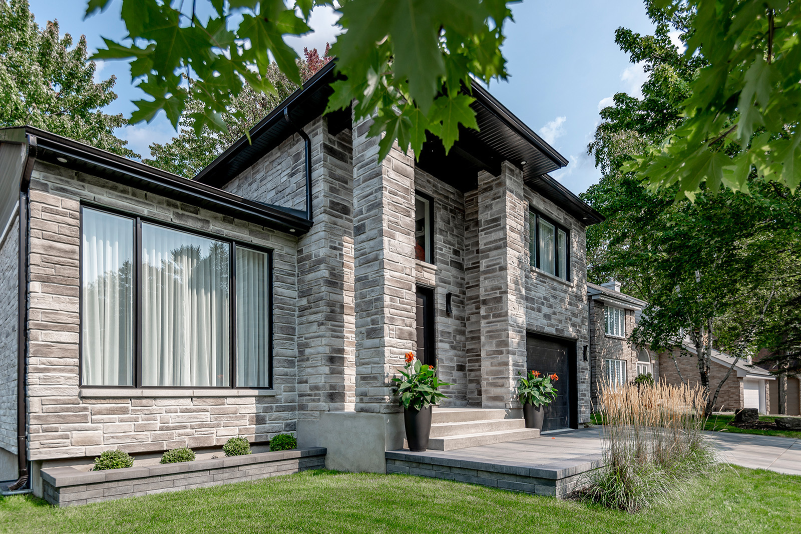 Londana - Moorecrest