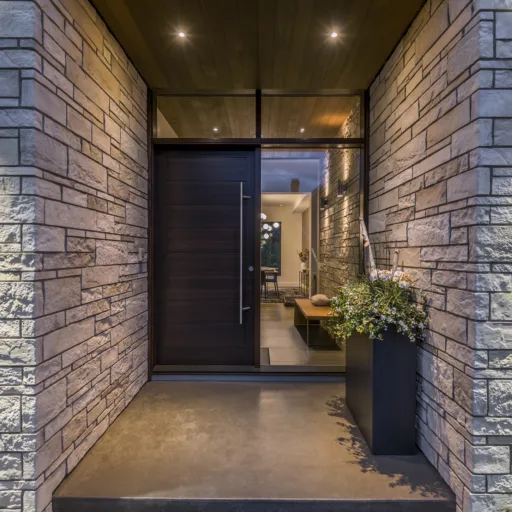 LORENA ALMONDWHITE P04 low